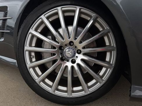 Used 2015 Mercedes-Benz SL 400 w/ Premium I Package image 9