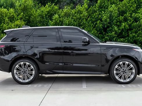 New 2026 Land Rover Range Rover Sport Dynamic SE AWD/4WD image 10