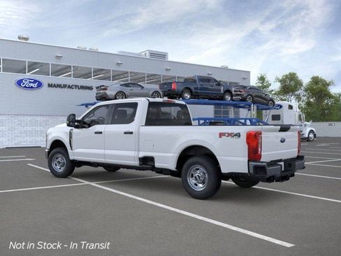 New 2026 Ford F250 XL w/ FX4 Off-Road Package image 4