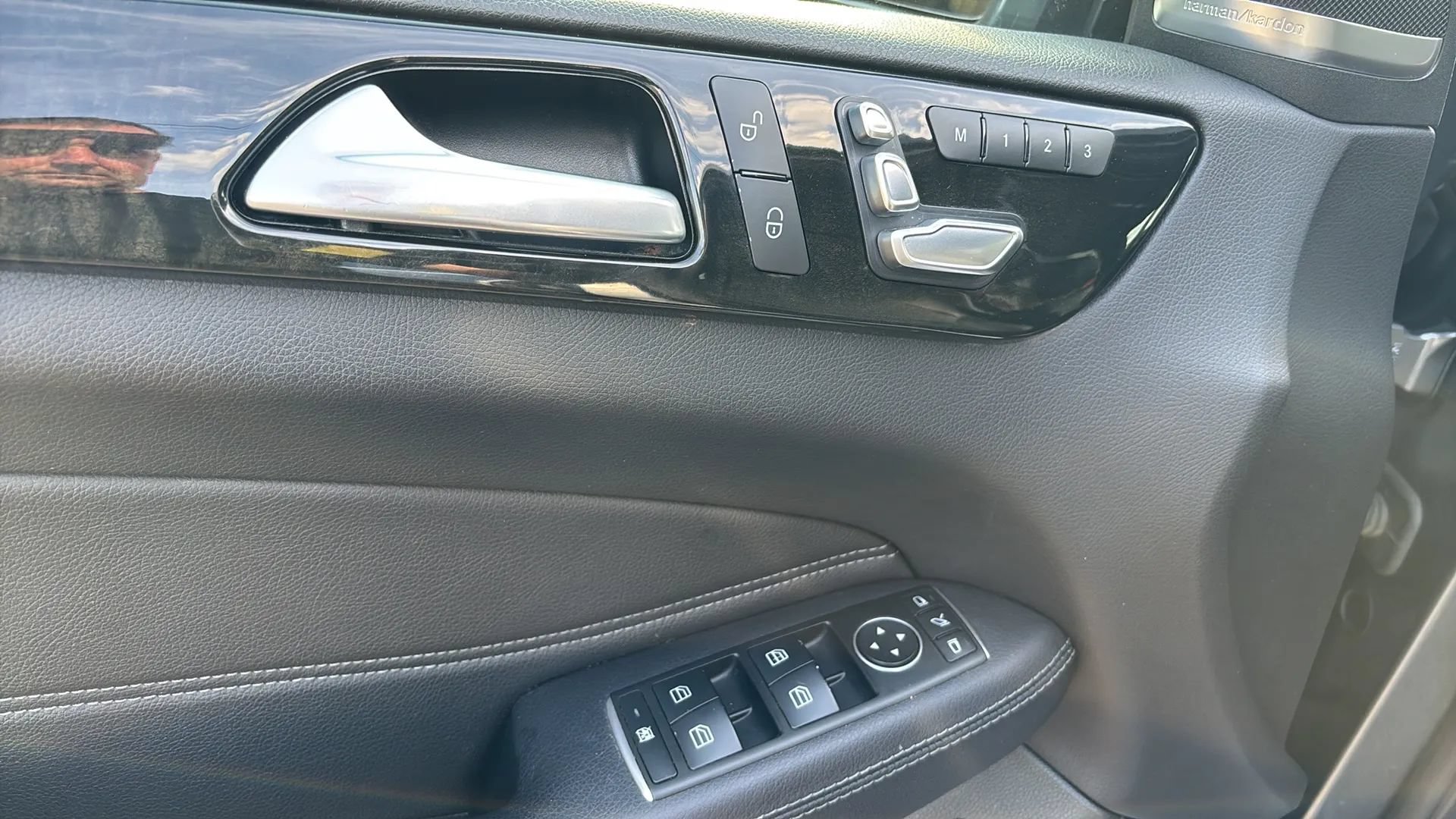 Used 2018 Mercedes-Benz GLE 350 4MATIC image 27