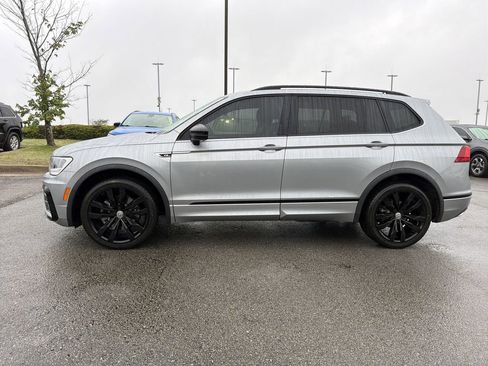 Used 2021 Volkswagen Tiguan SE R-Line FWD image 2