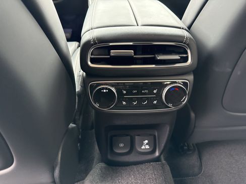 Used 2021 Genesis GV80 3.5T w/ Prestige Package 07 image 18