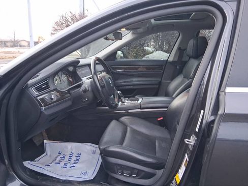 Used 2012 BMW 750Li xDrive image 13