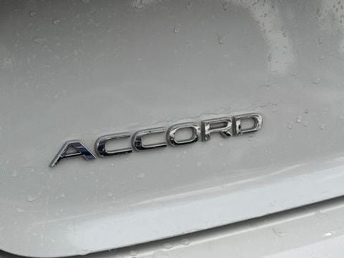Used 2023 Honda Accord Sport image 11