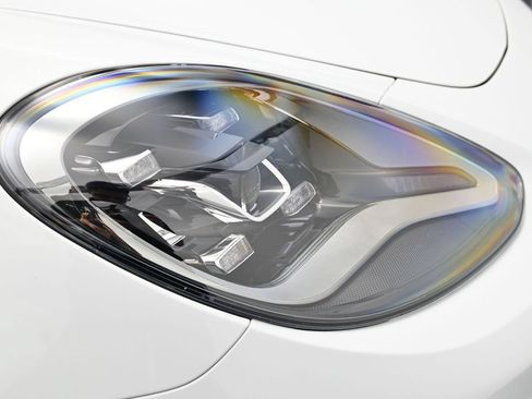 Certified 2023 Porsche Panamera 4 AWD/4WD image 36