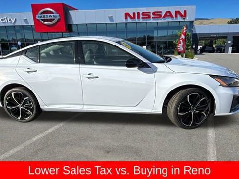 New 2025 Nissan Altima 2.5 SR image 2