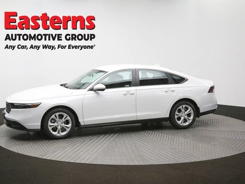 Used 2025 Honda Accord LX image 59