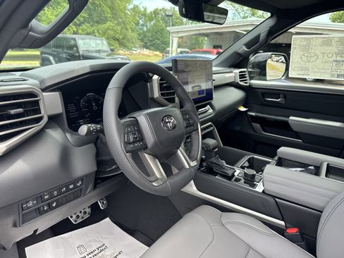 New 2026 Toyota Tundra Limited AWD/4WD image 15