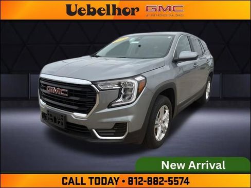 Used 2024 GMC Terrain SLE AWD/4WD image 15