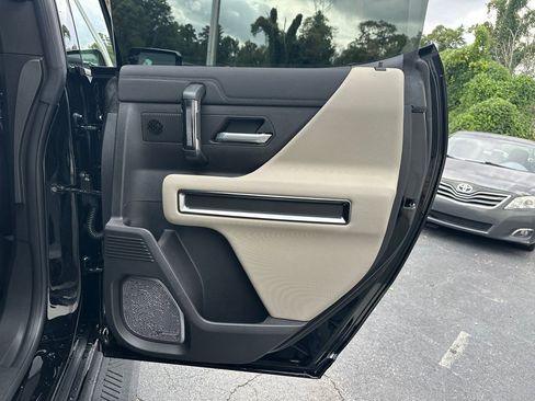 New 2026 GMC Hummer EV 4x4 Crew Cab image 17