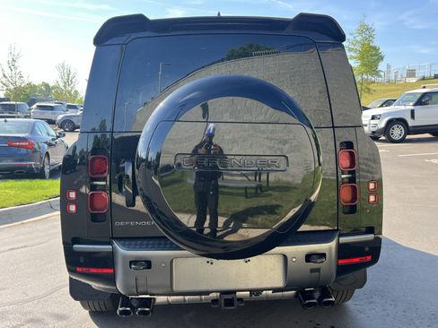 Used 2024 Land Rover Defender 130 Outbound image 6