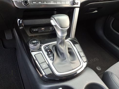 Used 2024 Kia Seltos S FWD image 12