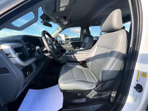 Used 2023 Ford F250 XL AWD/4WD image 15