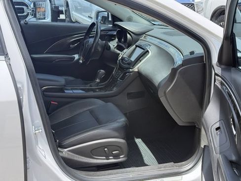 Used 2015 Buick LaCrosse Premium w/ Driver Confidence Package #1 FWD image 17