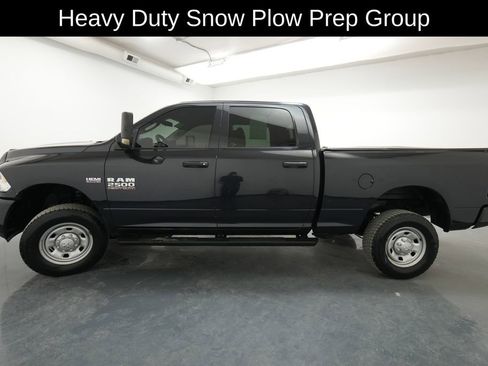 Used 2017 RAM 2500 Tradesman w/ Popular Equipment Group AWD/4WD image 4