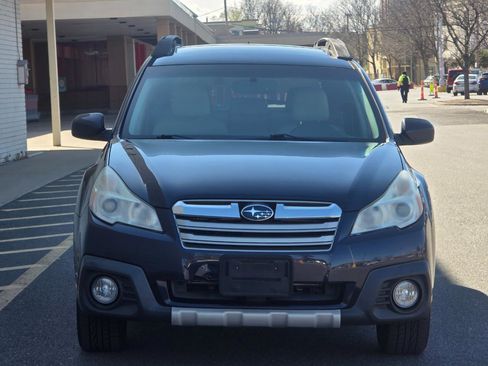 Used 2014 Subaru Outback 2.5i Limited w/ Moonroof Package image 2