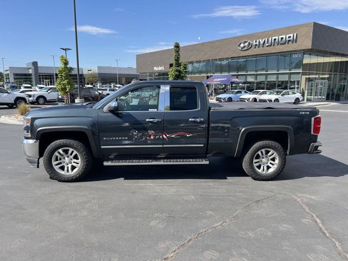 Used 2017 Chevrolet Silverado 1500 LTZ AWD/4WD image 12
