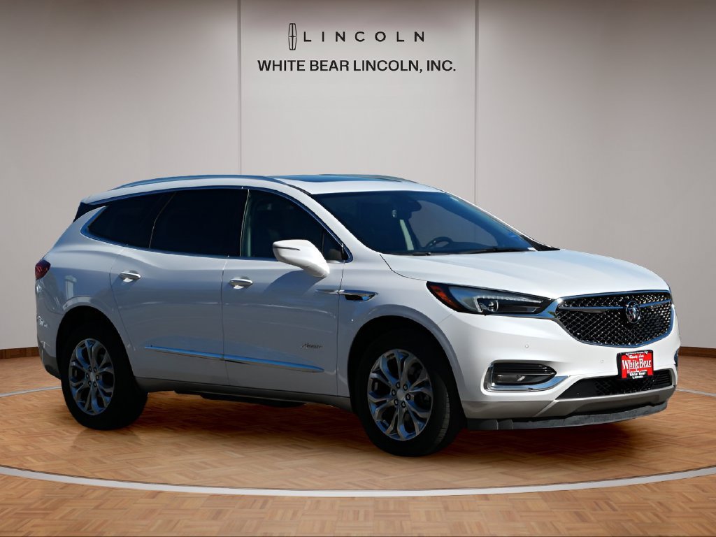 Used 2019 Buick Enclave Avenir w/ Avenir Technology Package AWD/4WD image 3