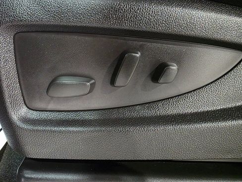 Used 2016 Chevrolet Tahoe LTZ image 19