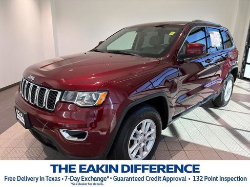 Used 2020 Jeep Grand Cherokee Laredo image 1