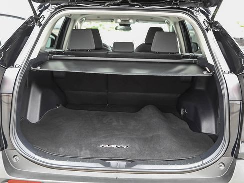 Certified 2025 Toyota RAV4 XLE AWD/4WD image 25