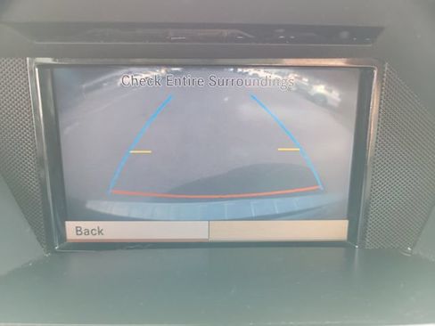 Used 2010 Mercedes-Benz GLK 350 4MATIC image 17