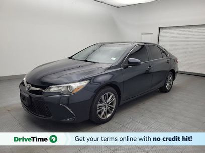 Used 2016 Toyota Camry SE w/ Moonroof Package