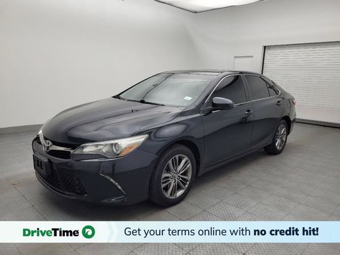Used 2016 Toyota Camry SE w/ Moonroof Package FWD image 1
