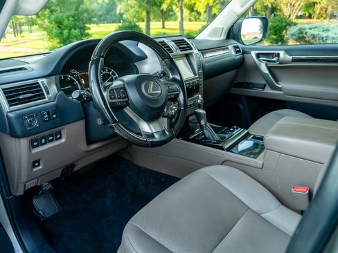 Used 2021 Lexus GX 460 Premium AWD/4WD image 10