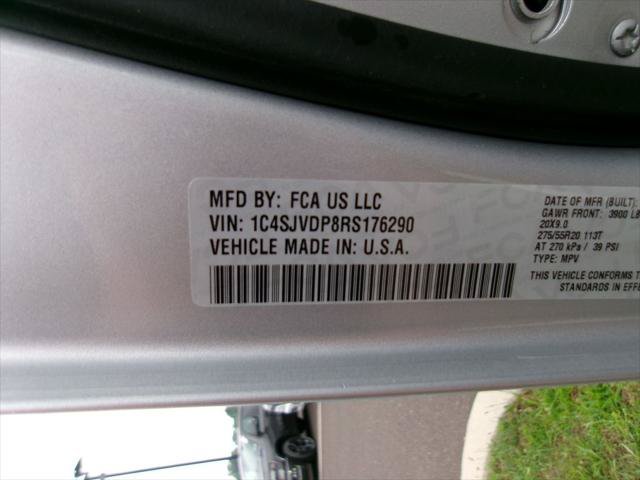 Certified 2024 Jeep Wagoneer Series III AWD/4WD image 19