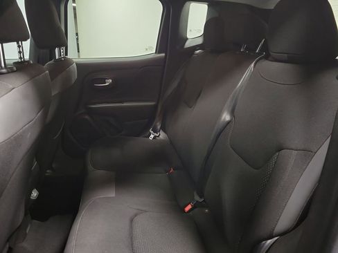 Used 2020 Jeep Renegade Altitude image 20