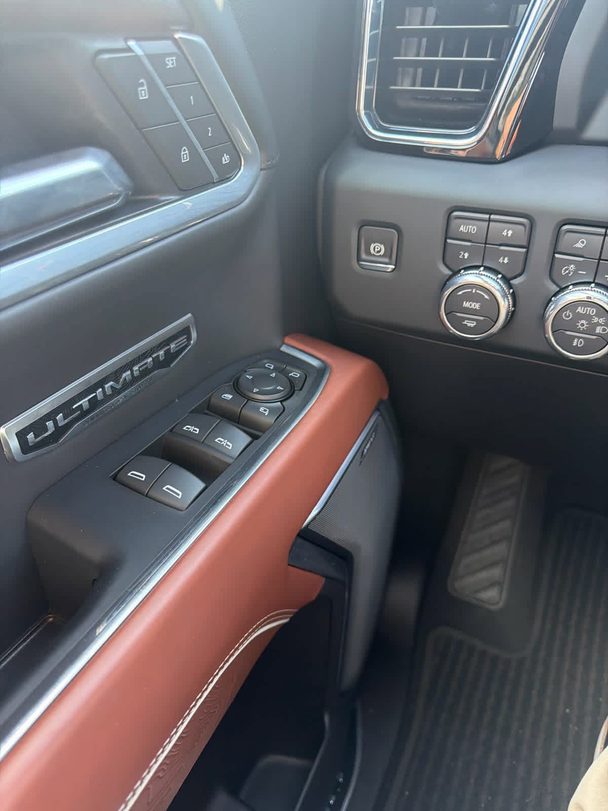 Used 2025 GMC Sierra 1500 Denali Ultimate AWD/4WD image 20
