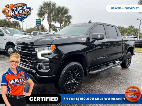 Used 2025 Chevrolet Silverado 1500 LT Trail Boss w/ Convenience Package II image 1