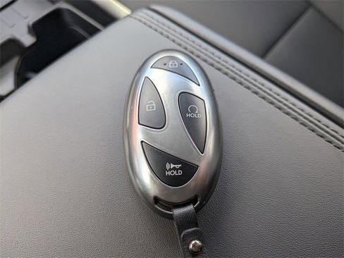 Used 2025 Hyundai Santa Fe SEL image 28
