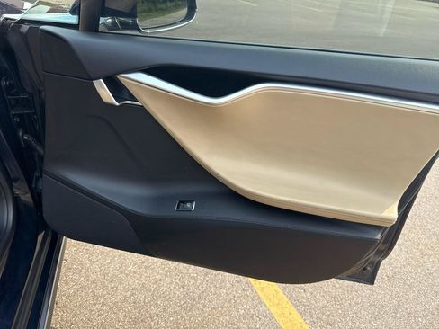 Used 2013 Tesla Model S RWD image 25