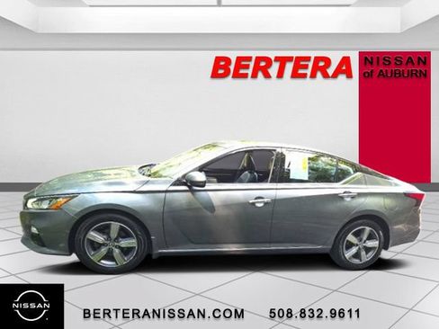 Used 2020 Nissan Altima 2.5 SL AWD/4WD image 1