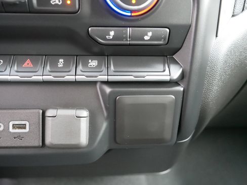 Used 2019 Chevrolet Silverado 1500 RST w/ All-Star Edition image 32