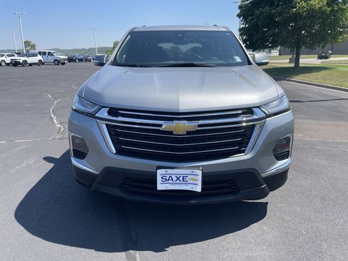 Used 2023 Chevrolet Traverse LT AWD/4WD image 8
