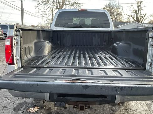 Used 2012 Ford F250 XLT w/ Snow Plow Prep Pkg image 13