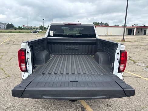 Used 2024 GMC Sierra 1500 Elevation w/ Max Trailering Package AWD/4WD image 9