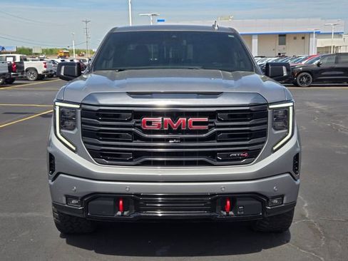 Used 2023 GMC Sierra 1500 AT4 w/ AT4 Preferred Package AWD/4WD image 8