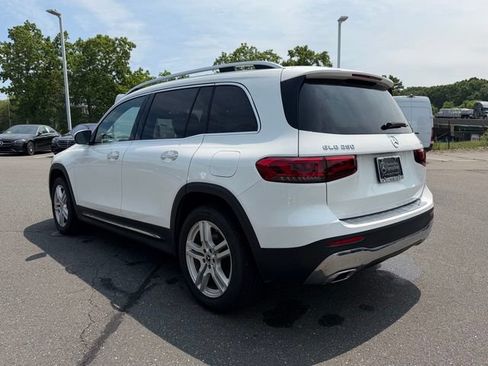 Used 2022 Mercedes-Benz GLB 250 4MATIC image 5