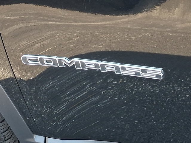 Certified 2023 Jeep Compass Limited AWD/4WD image 34