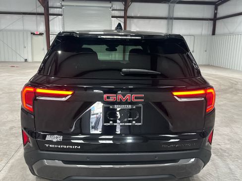 Used 2026 GMC Terrain Elevation FWD image 4