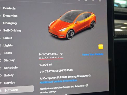 Used 2023 Tesla Model Y Performance AWD/4WD image 4