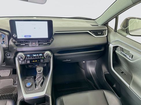 Used 2025 Toyota RAV4 XSE image 20
