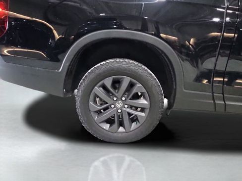 Used 2024 Honda Ridgeline Sport image 15