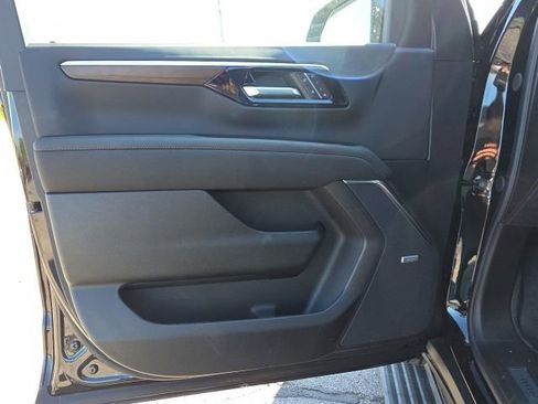New 2026 Chevrolet Tahoe High Country image 12