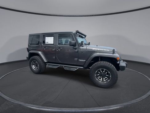 Used 2017 Jeep Wrangler Unlimited Rubicon w/ Cold Weather Group AWD/4WD image 2