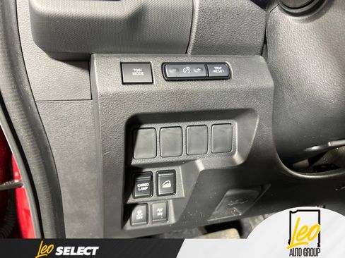 Used 2024 Nissan Frontier PRO-4X w/ Off-Road Protection Package AWD/4WD image 23